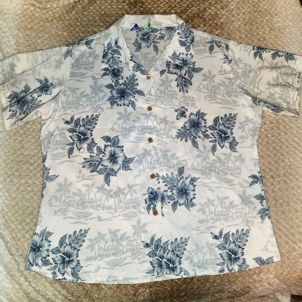 Ten 2 One Hawaiian Button down
